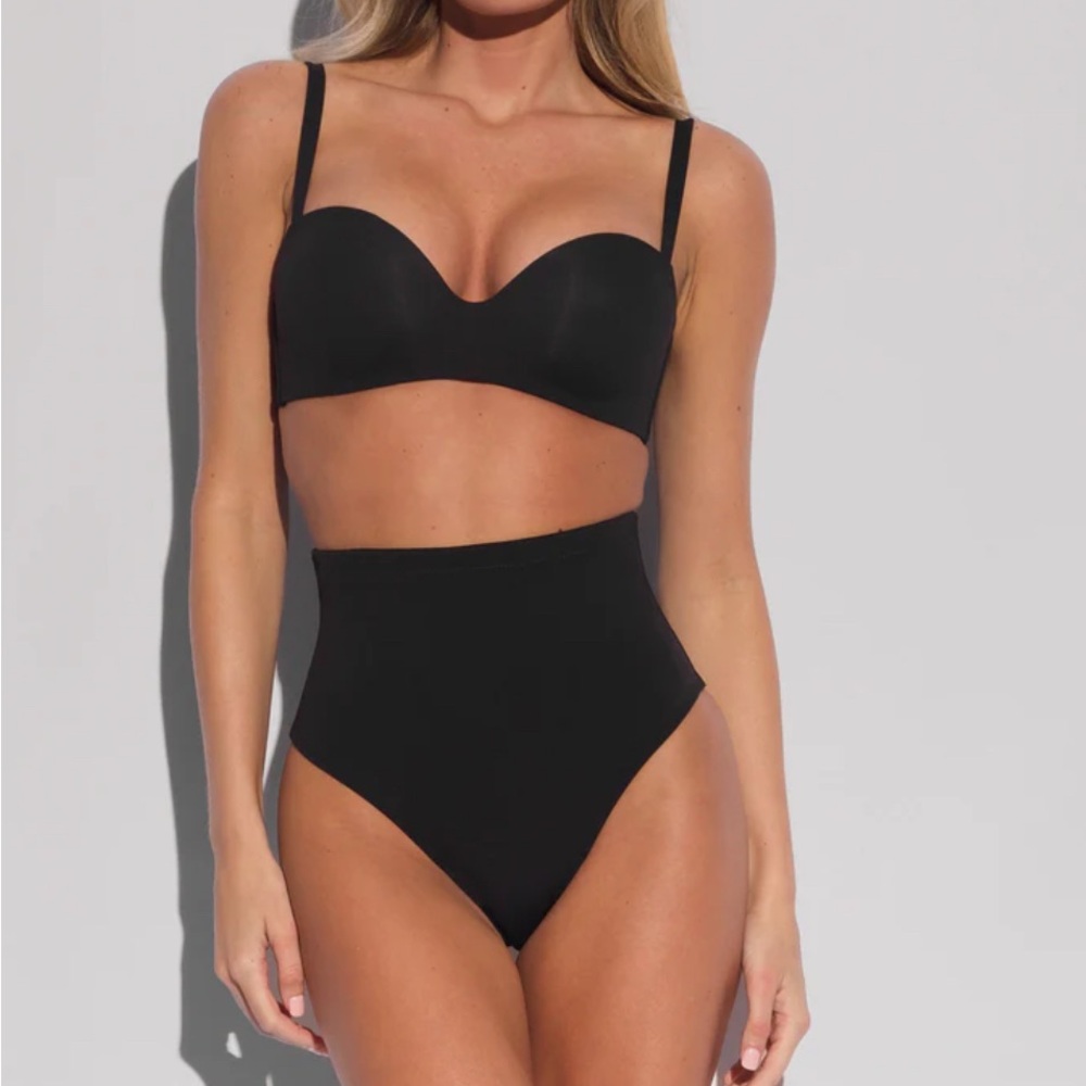 Ta3 Extreme Hi Cut Kini Bottom